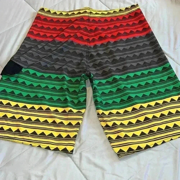 B.Split Stretch Men’s Shorts A2 - Picture 2 of 3